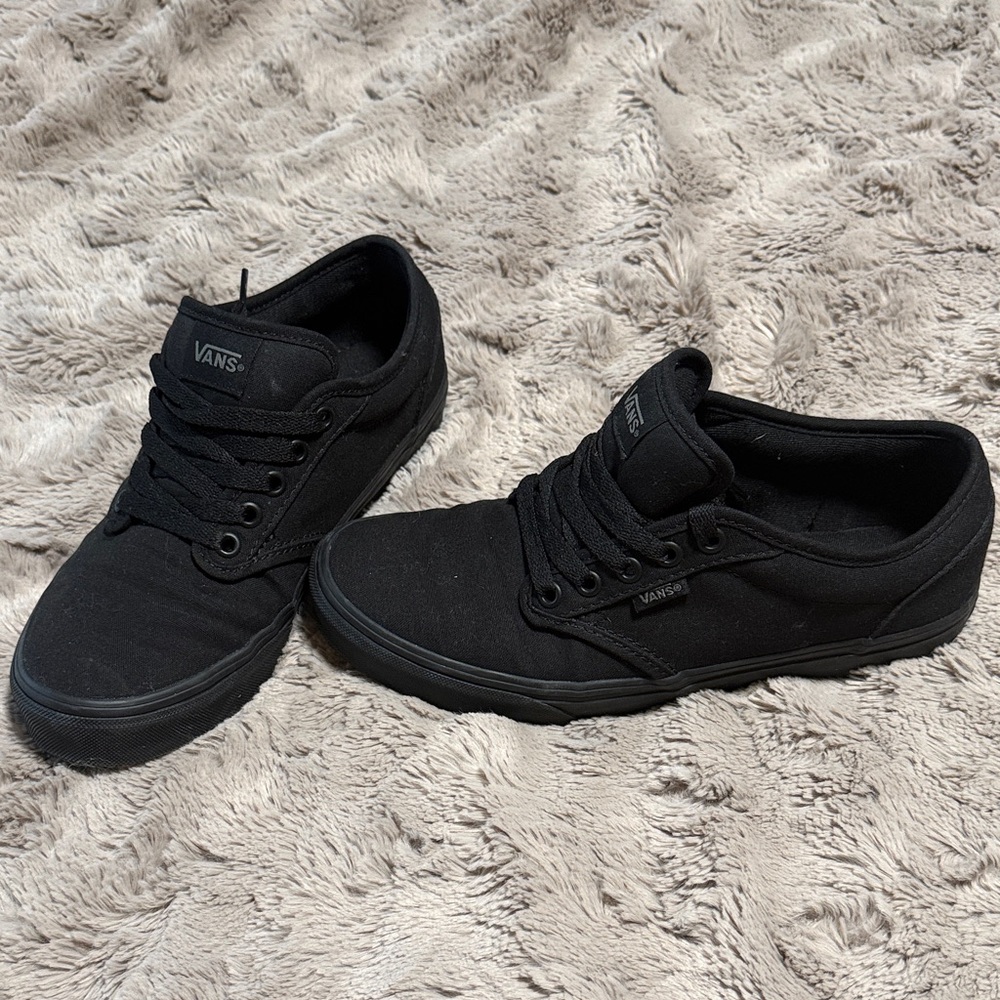 Vans Women's Atwood Sneaker